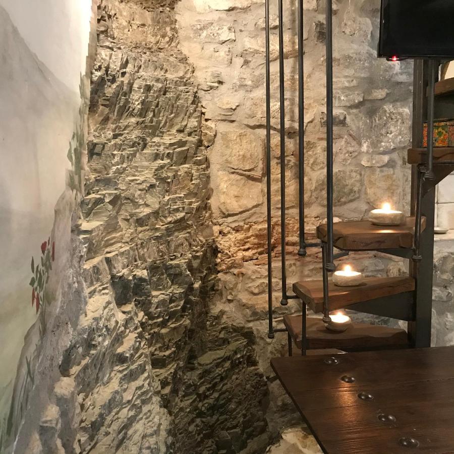Borgo Manca Suite Sasso di Castalda Exteriör bild