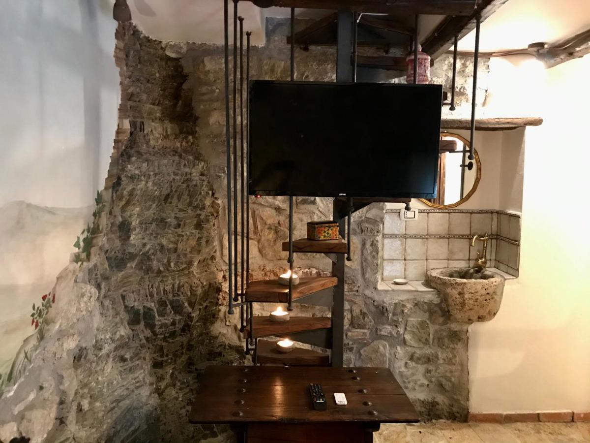 Borgo Manca Suite Sasso di Castalda Exteriör bild