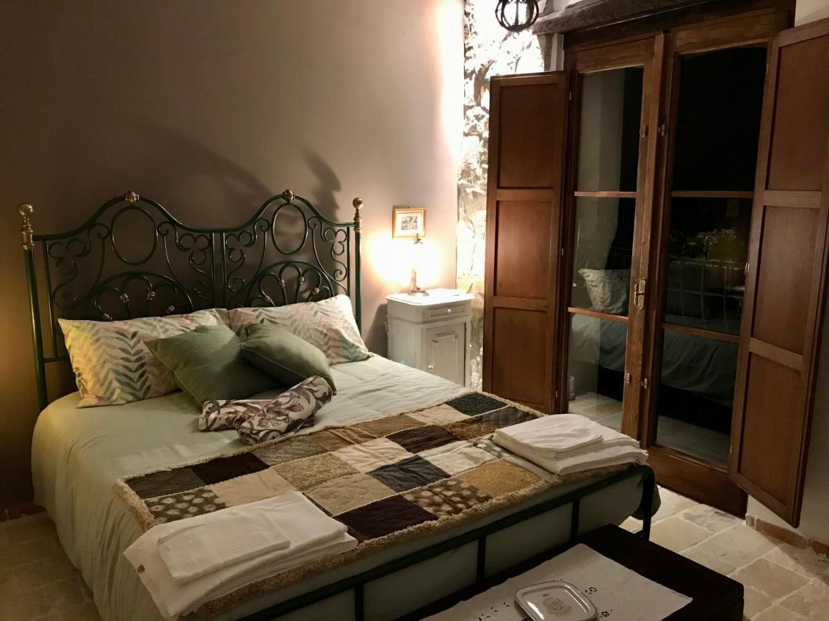 Borgo Manca Suite Sasso di Castalda Exteriör bild