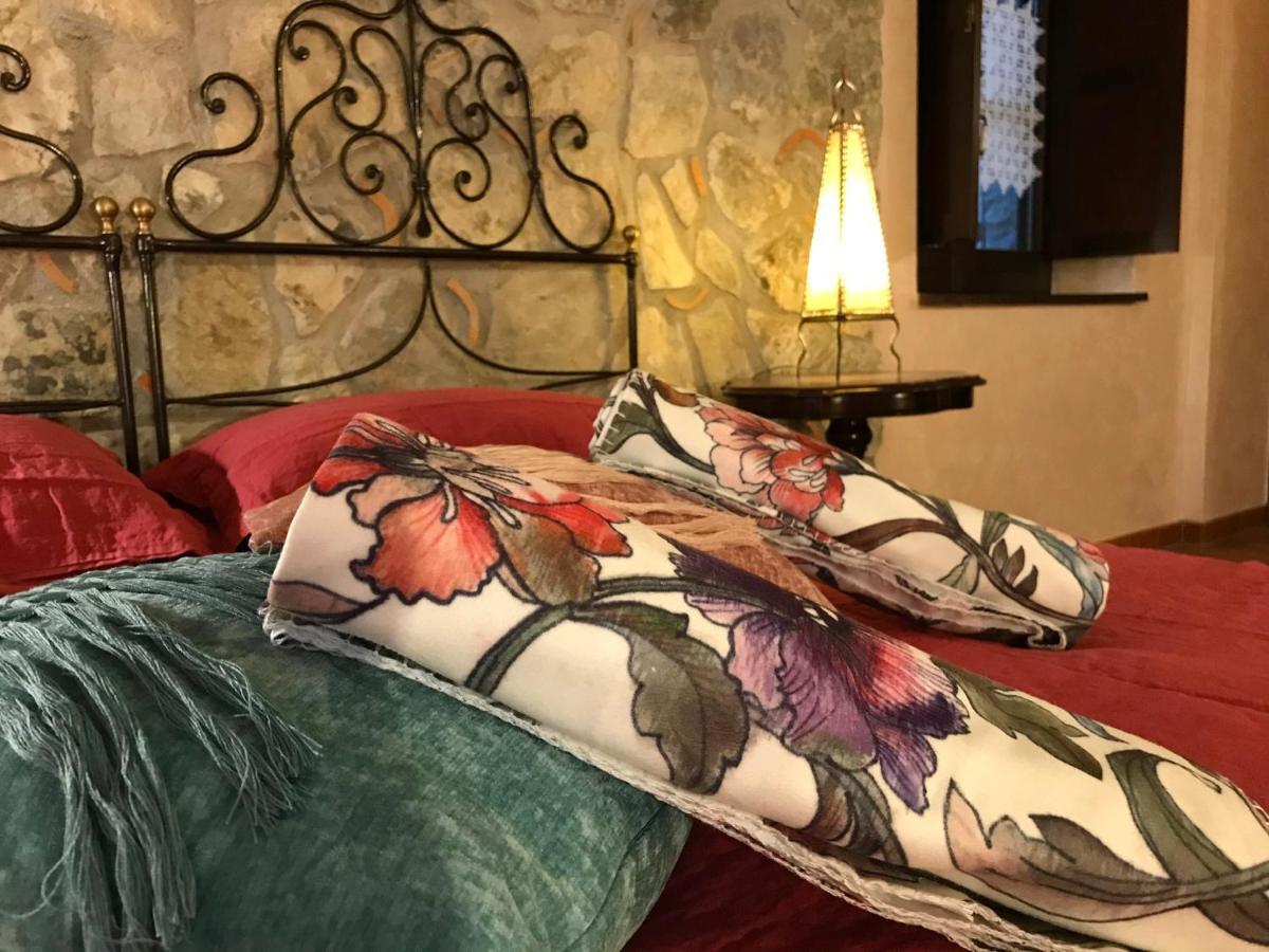 Borgo Manca Suite Sasso di Castalda Exteriör bild
